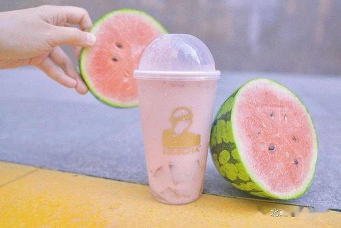 带你吃大瓜联名,带你尝鲜“带你吃大瓜”联名美食盛宴